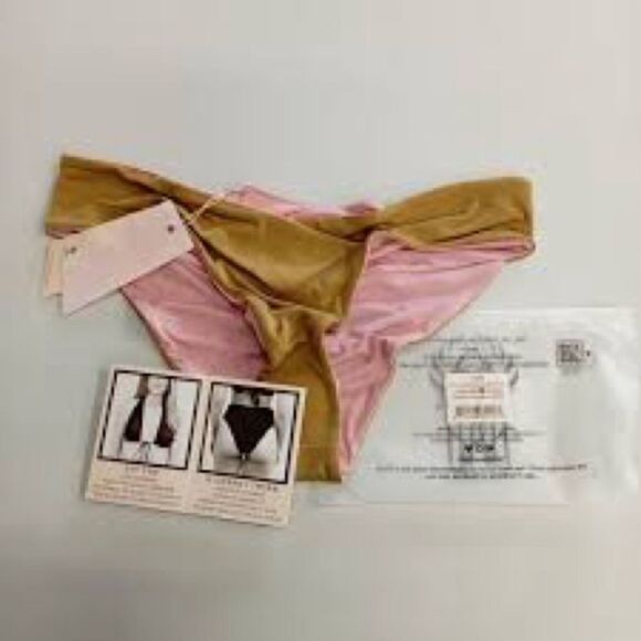 We are hah U cheeky thing reversible bottom - Picture 3 of 5